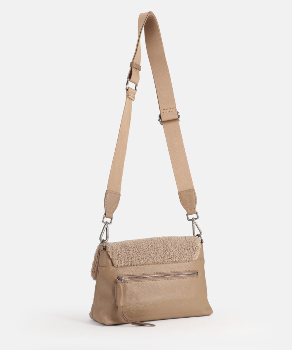 Ava Shoulderbag with Flap Almond